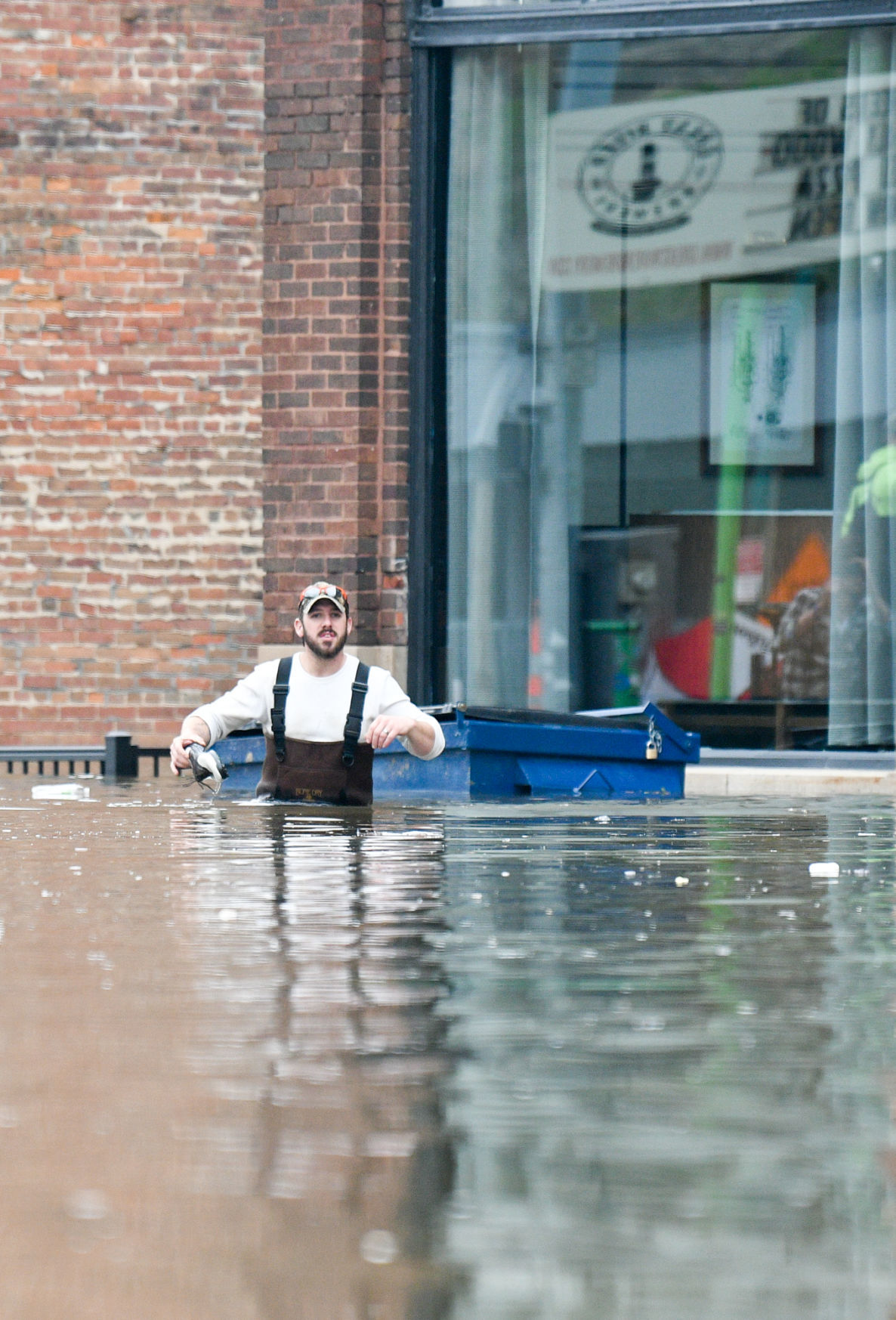 050119-qct-flood-mm-008a.JPG